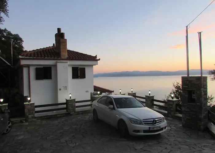 το σπιτι με την σπηλιά