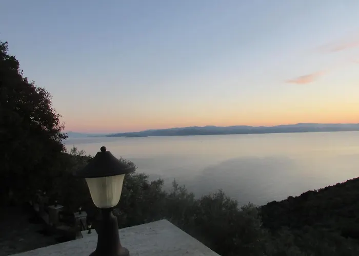 το σπιτι με την σπηλιά Vakantiehuis