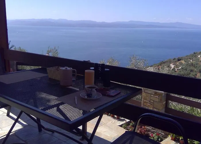 Vakantiehuis το σπιτι με την σπηλιά Platanias (Thessaly)