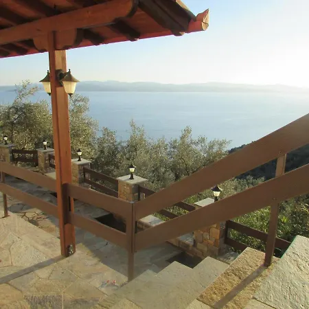 το σπιτι με την σπηλιά Ferienhaus *