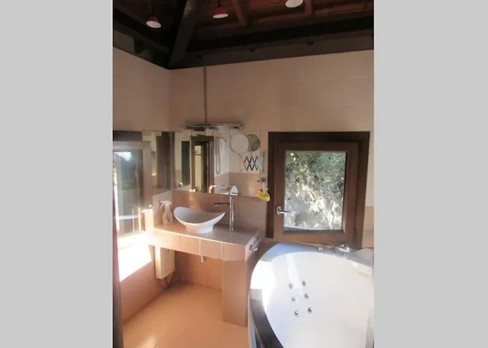 Hébergement de vacances το σπιτι με την σπηλιά