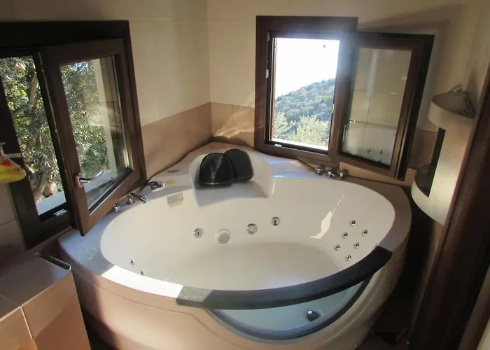 το σπιτι με την σπηλιά *